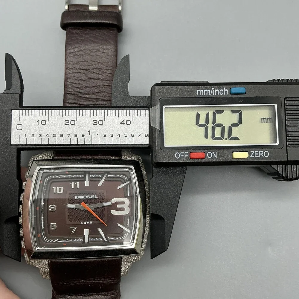 Diesel DZ-1364 Mens Watch 46mm Silver Tone Brown Leather Stainless New Battery